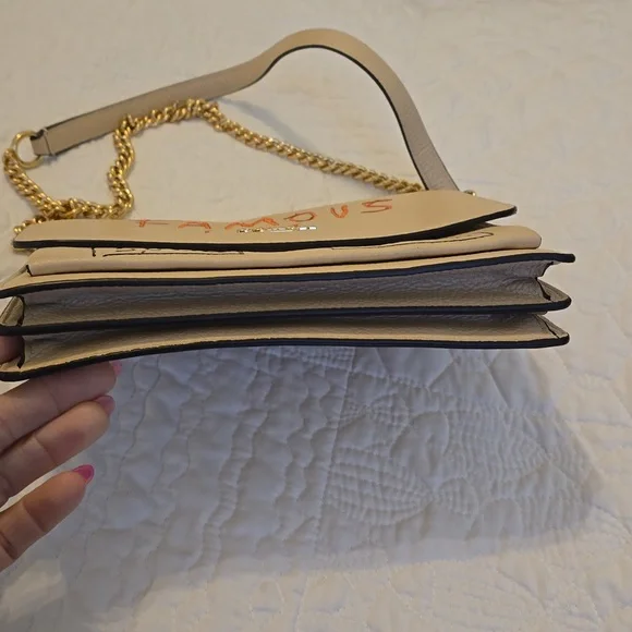 Coach Cream Shoulder Bag with Gold Chain - Picture 2 of 7